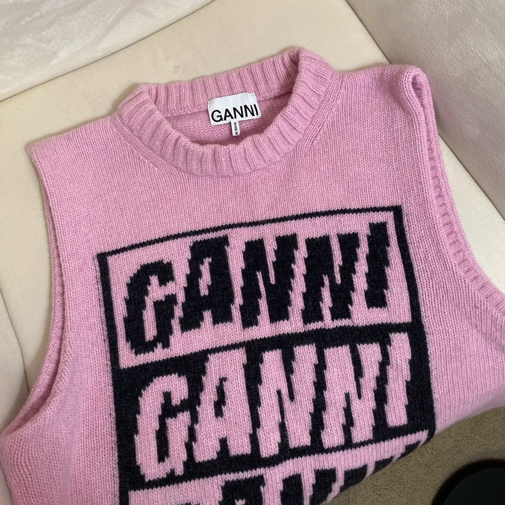 GANNI VEST PINK NWOT